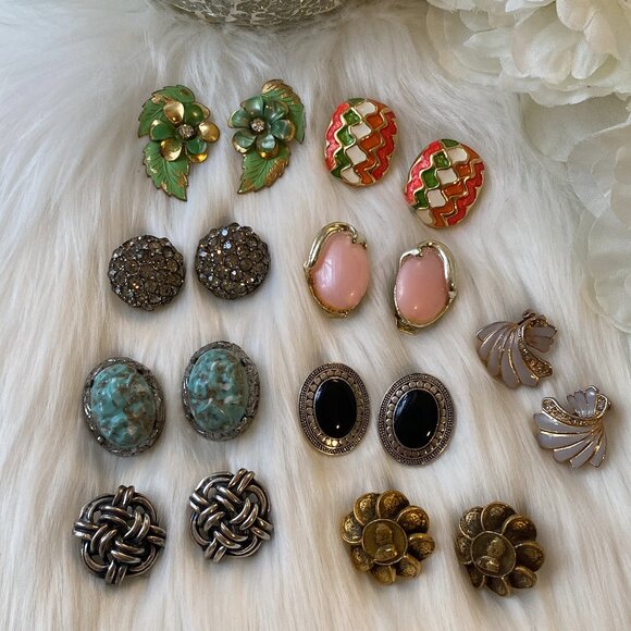 COLLECTION OF CLIP/SCREWBACK EARRINGS (TARA, CORO, 925 STERLING) - Picture 3 of 16